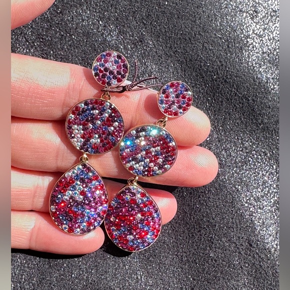 Henri Bendel “Rocks” Linear Crystal Earrings – NWT – $148 Retail ✨ - Picture 4 of 8